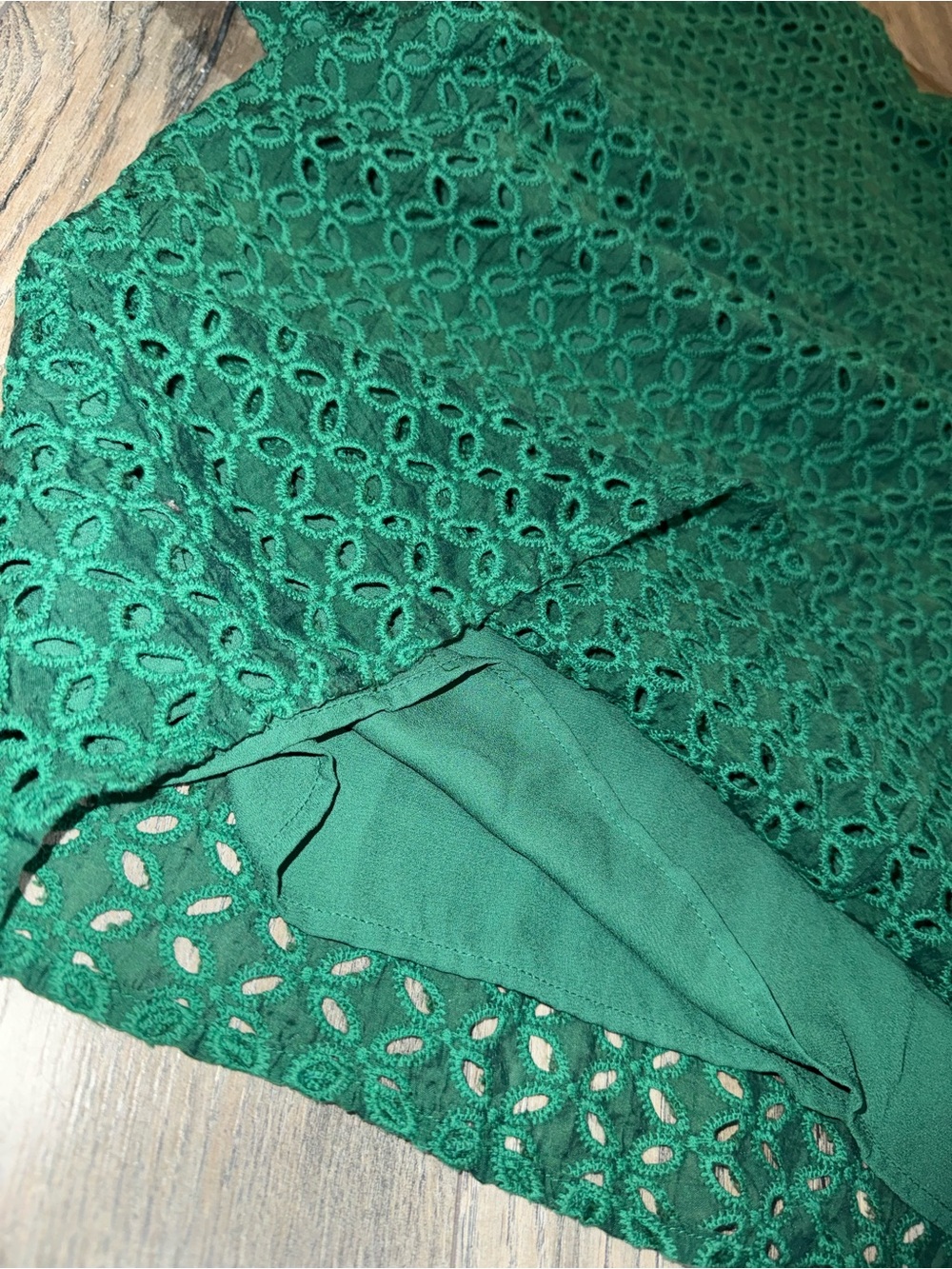 Ann Taylor Split Neck Eyelet Lace Blouse SzXL - Picture 5 of 8